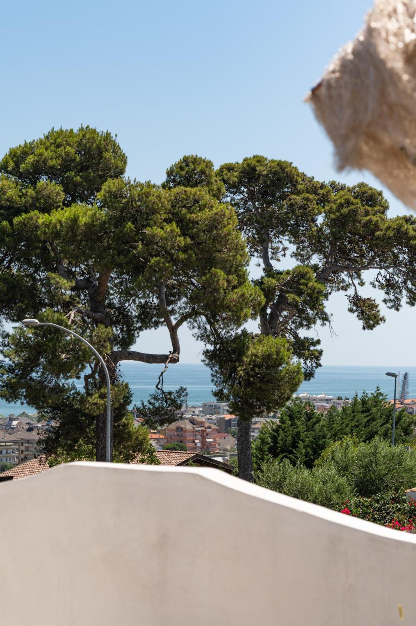 Villa Tropical Francavilla Al Mare Buitenkant foto